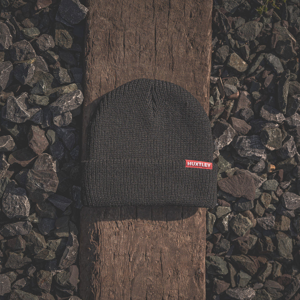 Fisherman Beanie Black/ Red