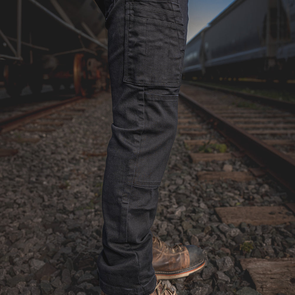 
                  
                    FX-1 Slim Work Jeans Blackout
                  
                