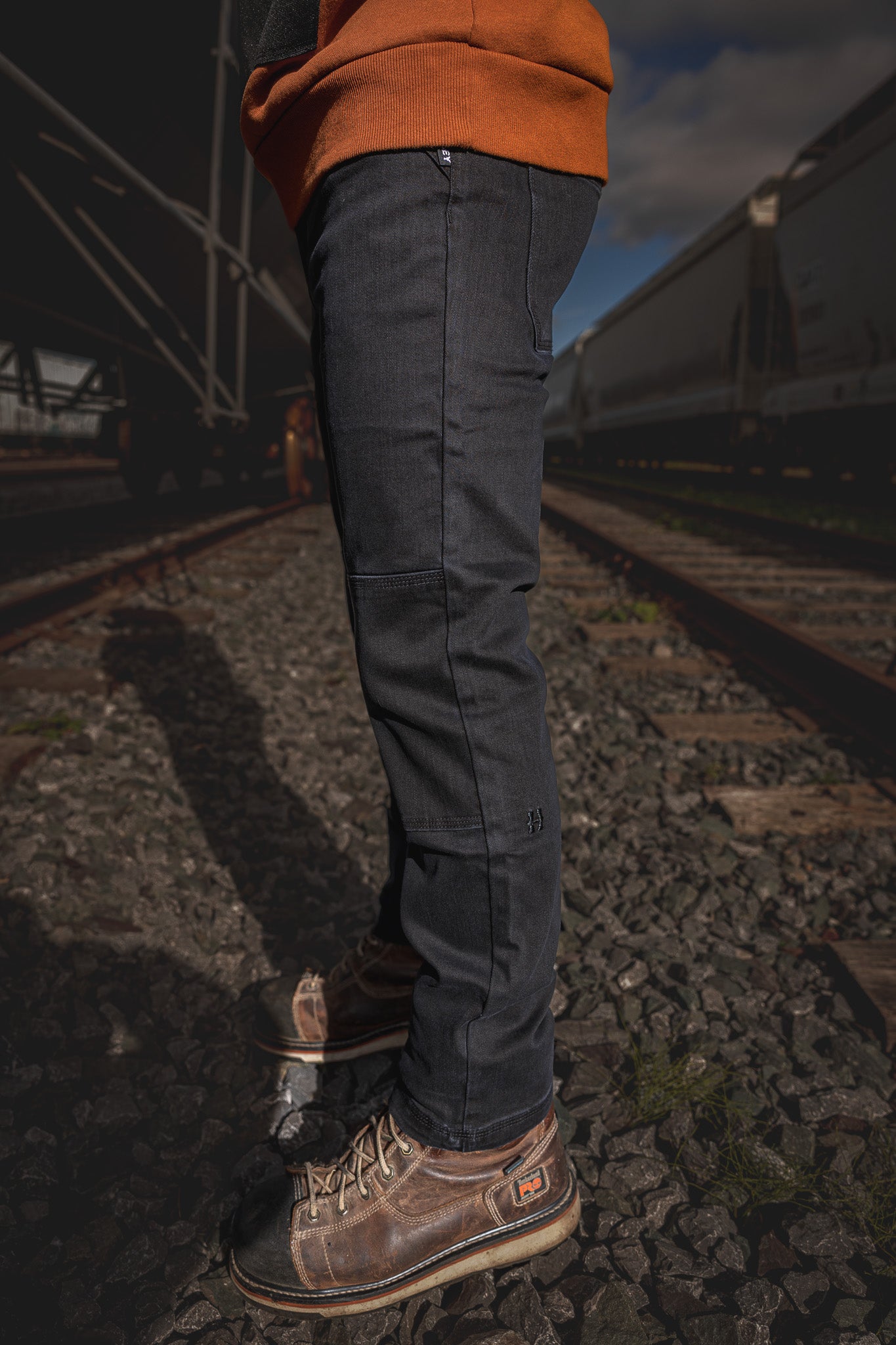 
                  
                    FX-1 Slim Flex Jeans Blackout
                  
                