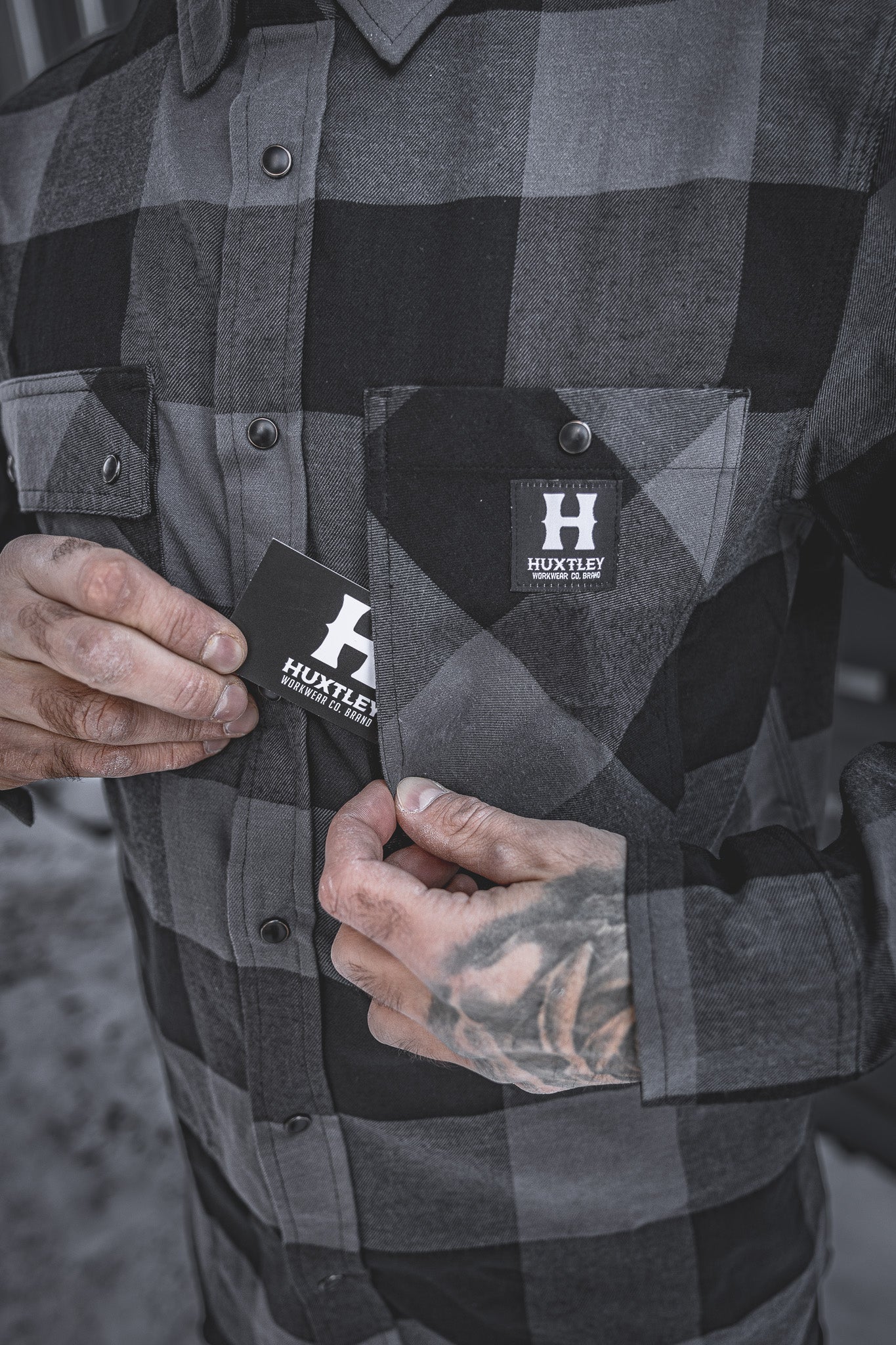 
                  
                    HD-57 Flex Flannel Charcoal/ Black
                  
                