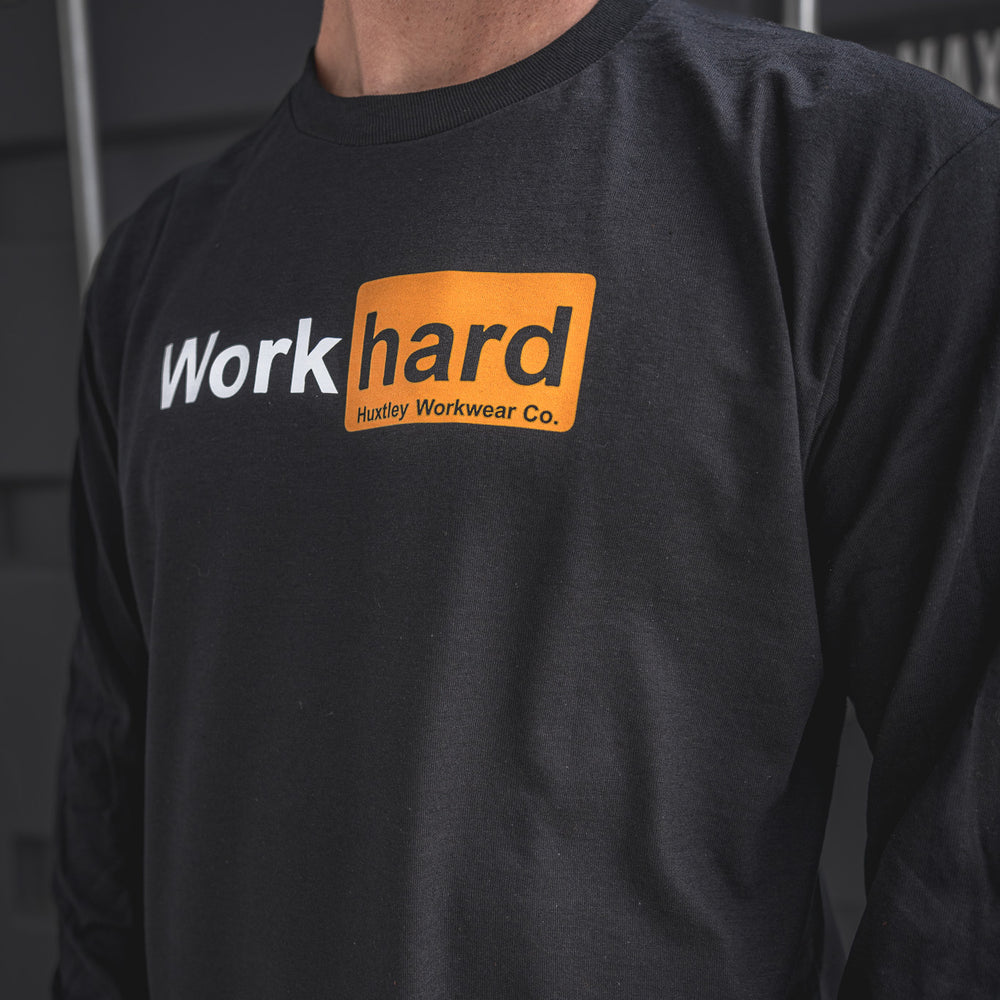 
                  
                    T-shirt à Manches Longues HX-226 "Work Hard"
                  
                