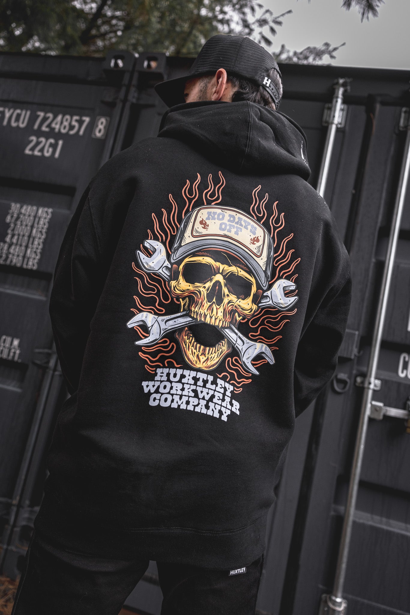 
                  
                    HX-717 Heavyweight Hoodie "No Days Off"
                  
                