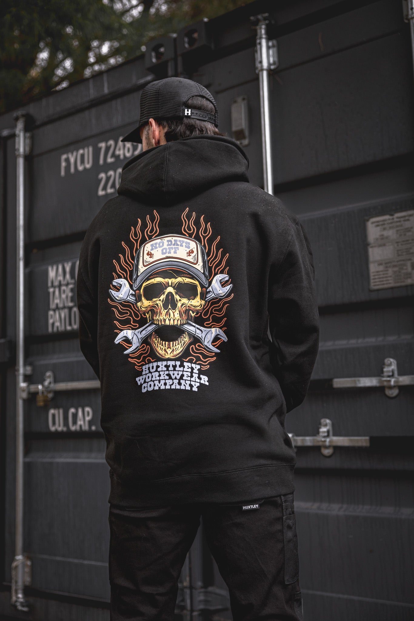
                  
                    HX-717 Heavyweight Hoodie "No Days Off"
                  
                