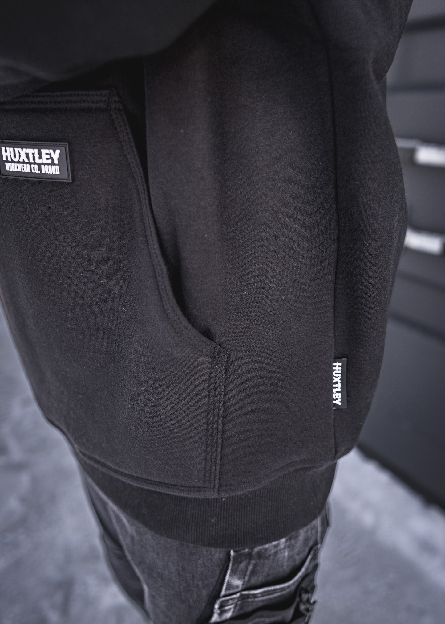 
                  
                    HX-727 Heavyweight Hoodie Blackout
                  
                