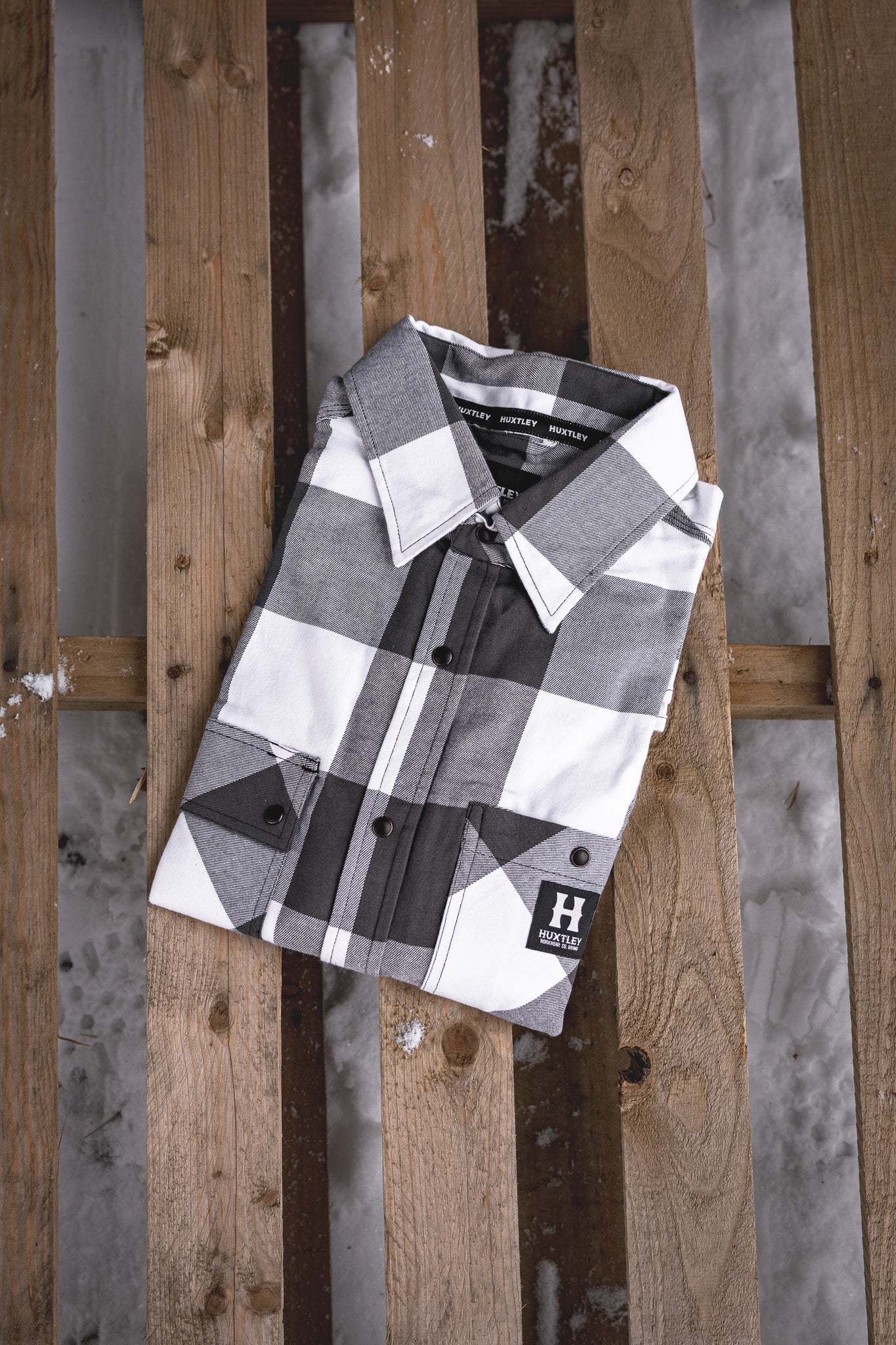 
                  
                    HD-57 Flex Flannel White/ Charcoal
                  
                