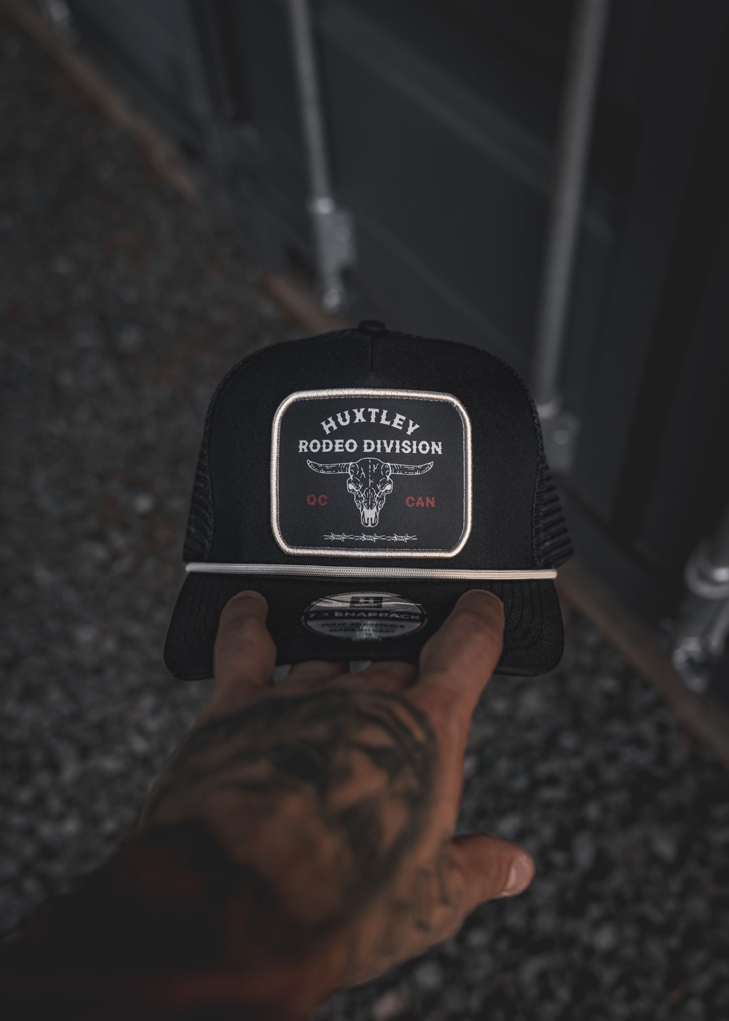 
                  
                    "Rodeo Division" Snapback Black/ Sand
                  
                