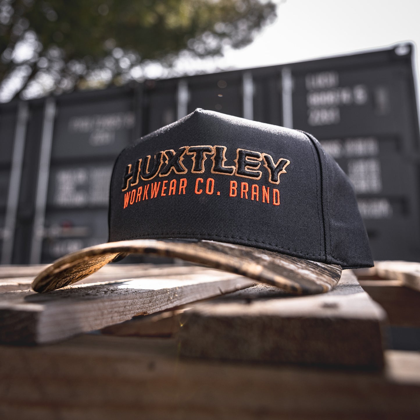 
                  
                    HS-73 "Workwear Co. Brand" Snapback Black/ Hunter Camo/ Sawdust
                  
                