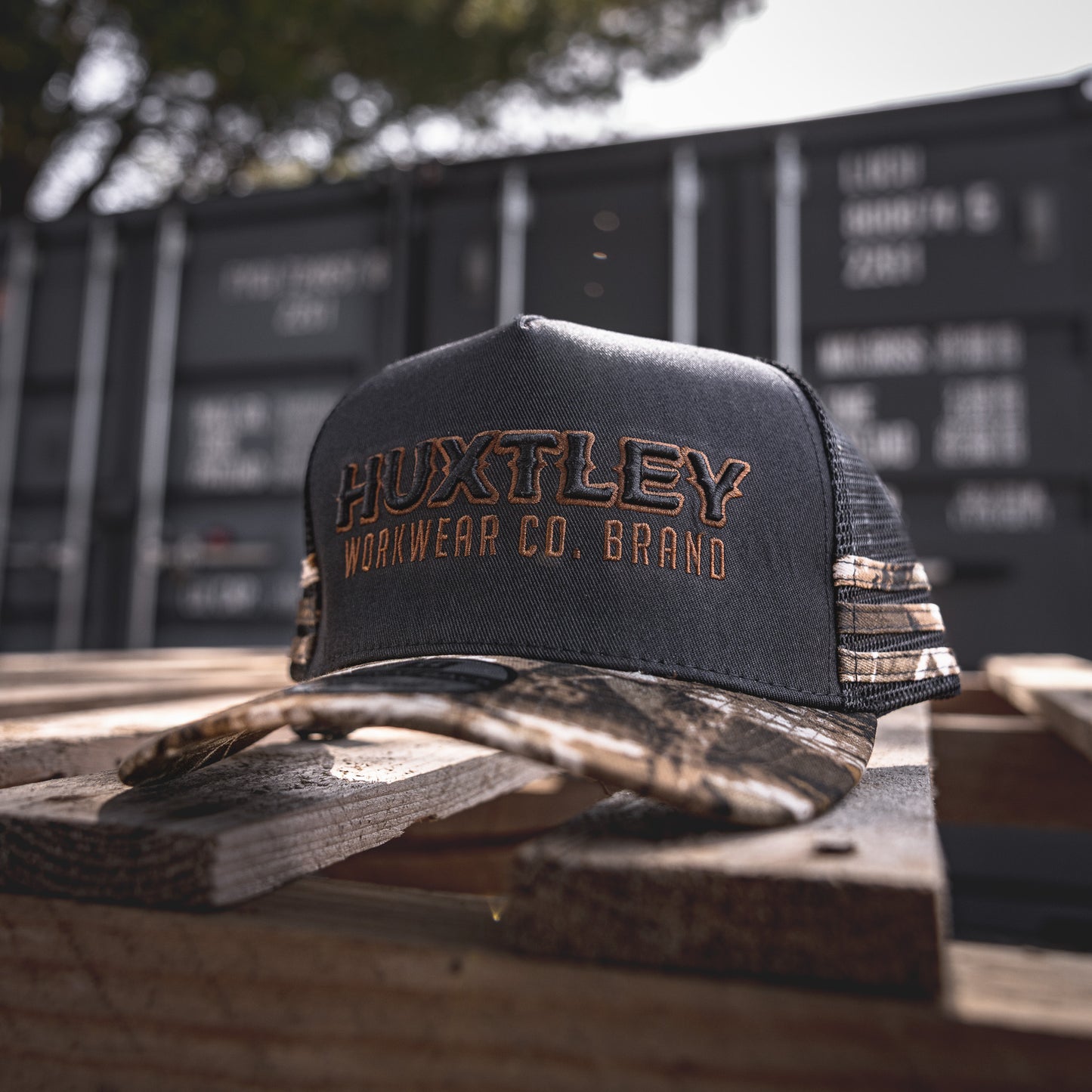 
                  
                    HS-73 "Workwear Co. Brand" Snapback Black/ Hunter Camo/ Mud
                  
                