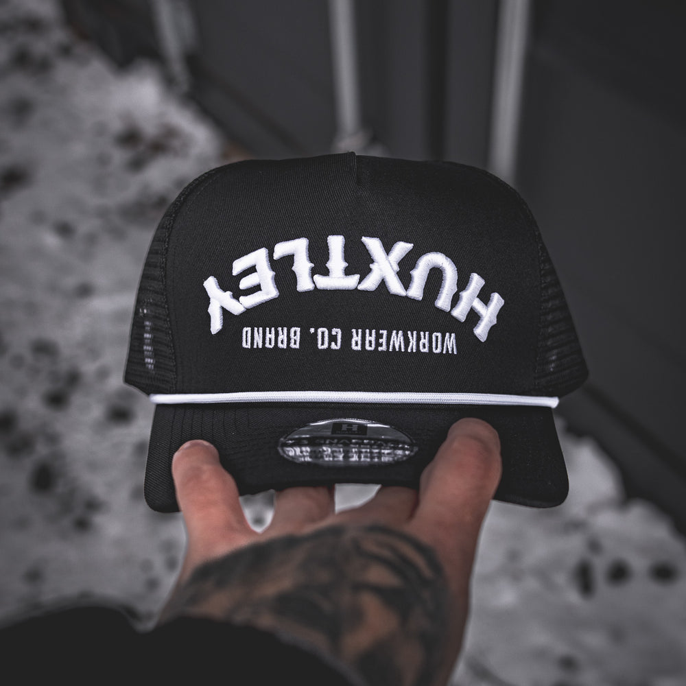 
                  
                    "Backdraft" Snapback Black/ White
                  
                