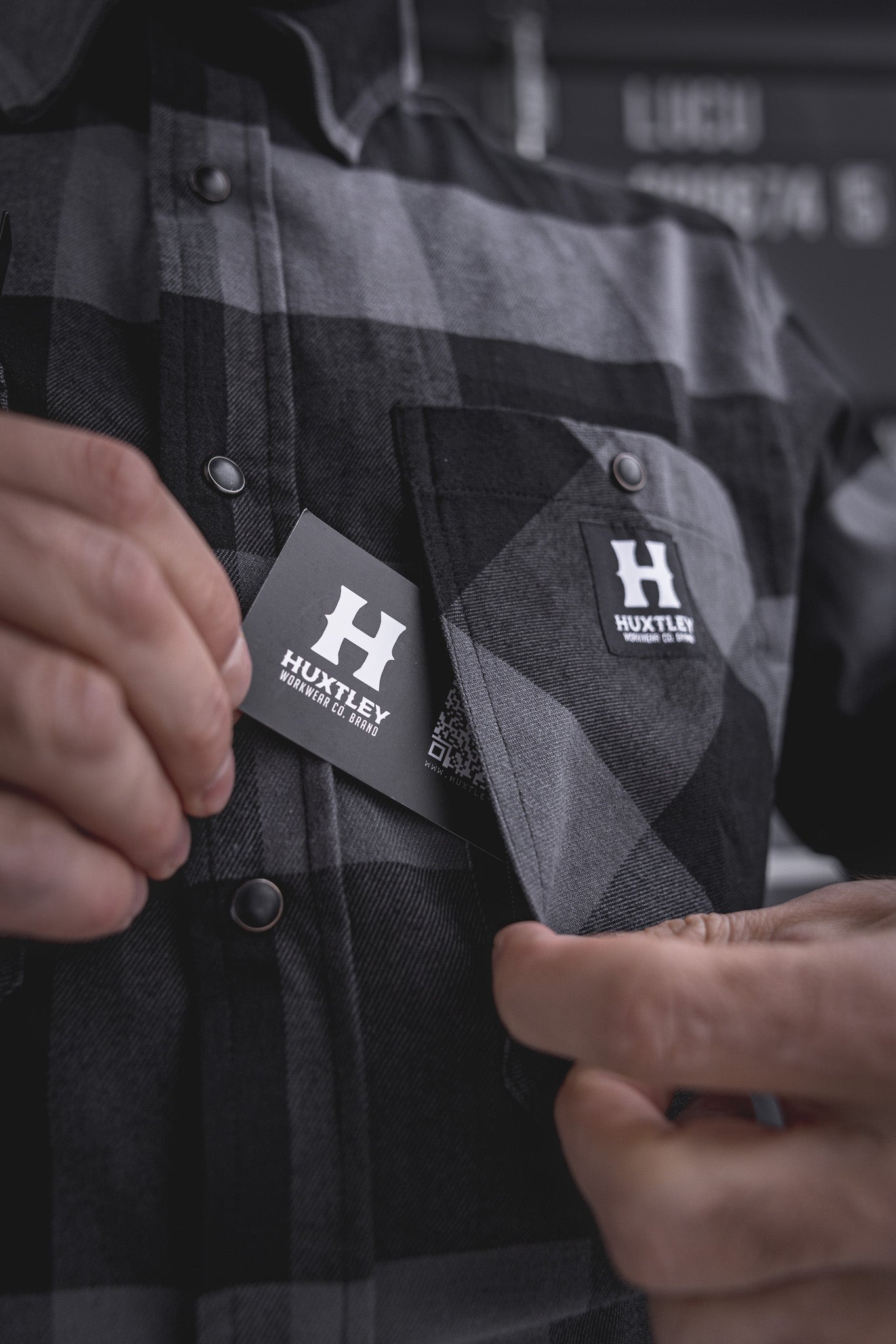 
                  
                    HD-57 Flex Flannel Charcoal/ Black
                  
                