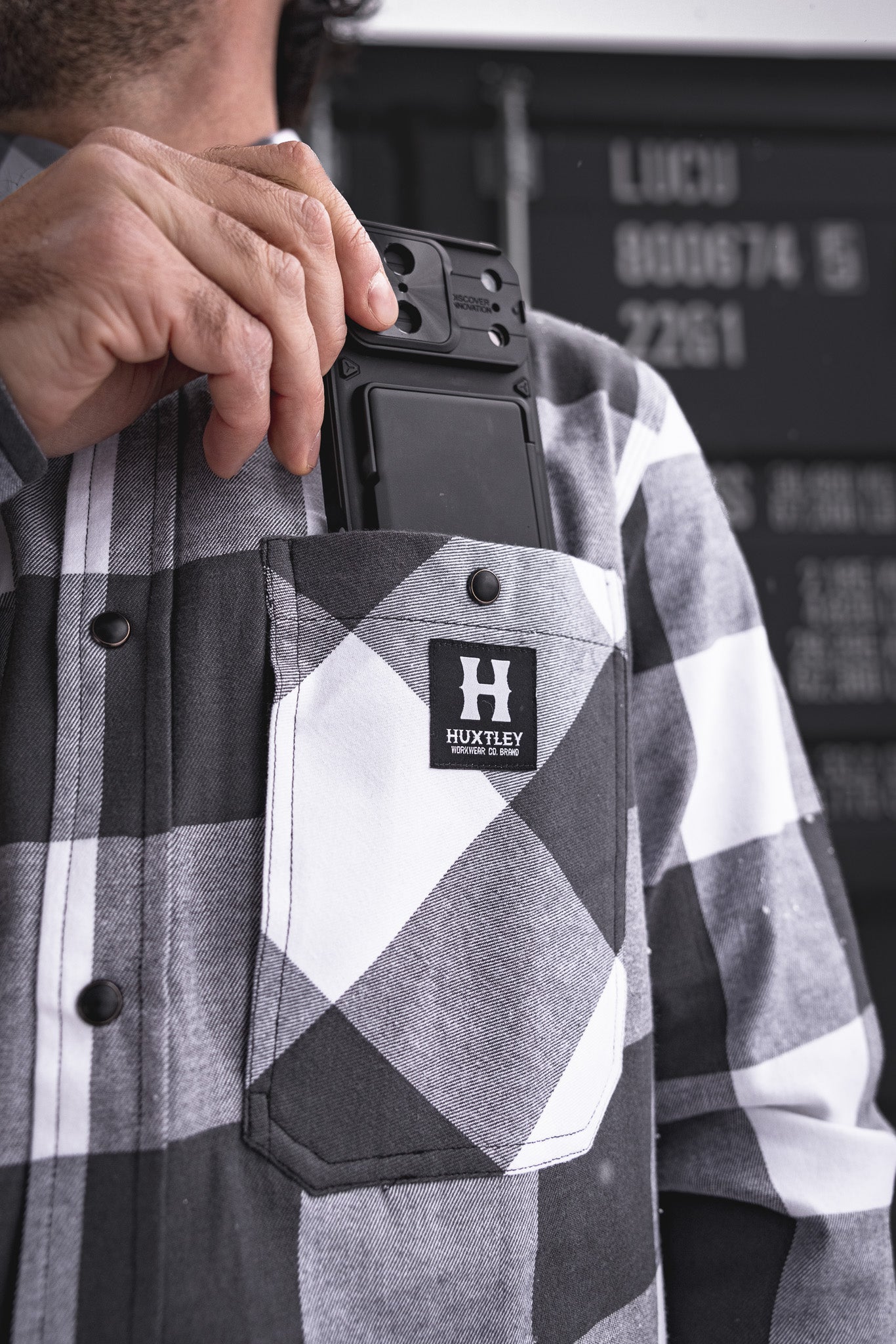 
                  
                    HD-57 Flex Flannel White/ Charcoal
                  
                
