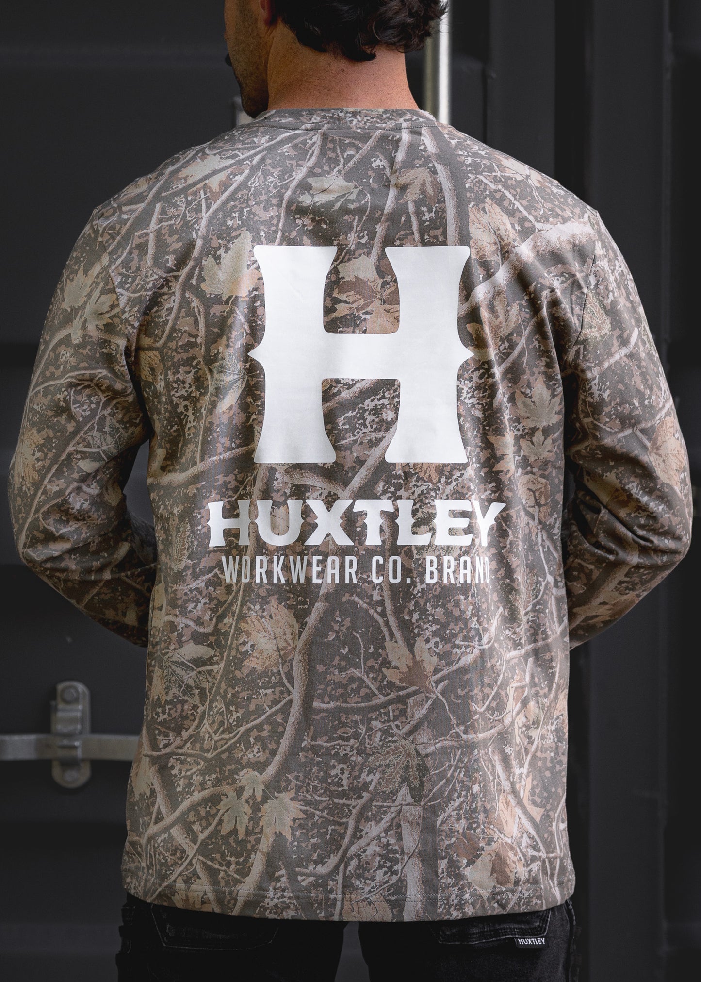 
                  
                    HX-226 "Full Print" L/S Tee Deadwood Camo/ White
                  
                
