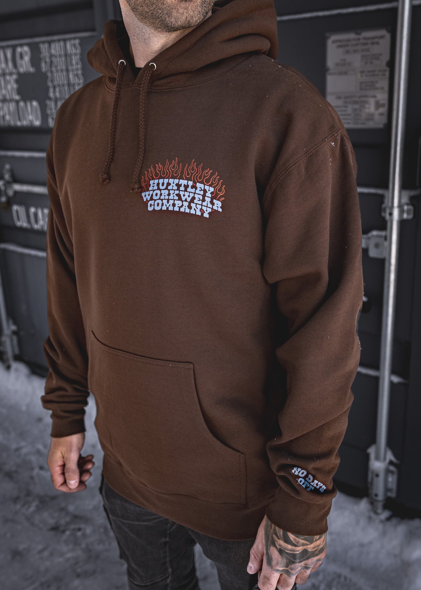 
                  
                    HX-717 Heavyweight Hoodie "No Days Off" Mud
                  
                