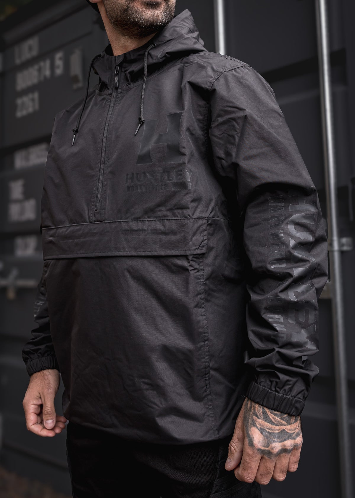 
                  
                    AK-245 Anorak "Full Print" Blackout
                  
                