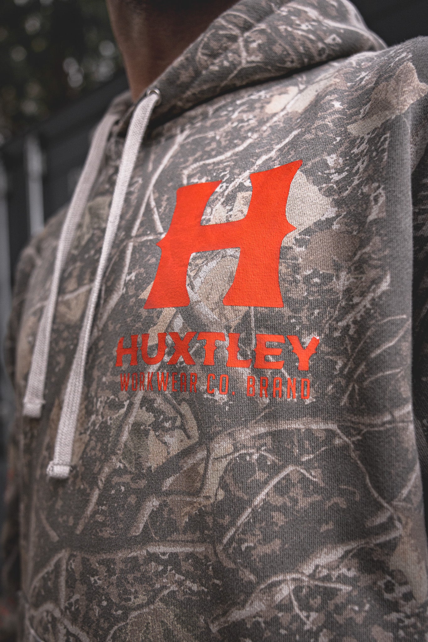 
                  
                    HX-717 Heavyweight Hoodie "Full Print" Deadwood Camo/ Neon Orange
                  
                